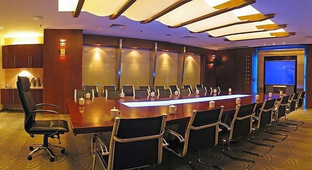 Vienna International Hotel Shanghai Hengshan Road Экстерьер фото
