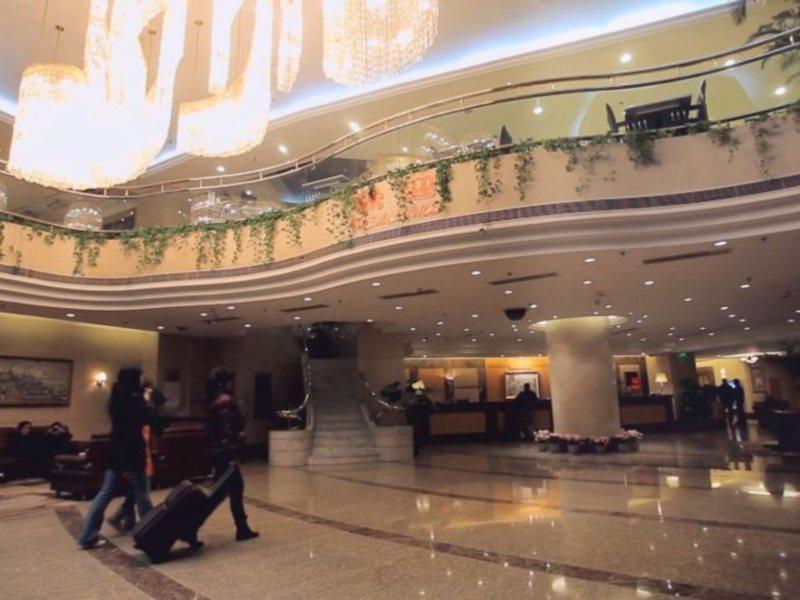 Vienna International Hotel Shanghai Hengshan Road Экстерьер фото