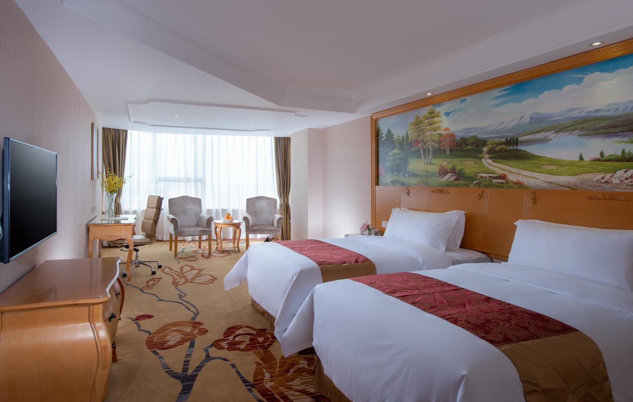 Vienna International Hotel Shanghai Hengshan Road Экстерьер фото