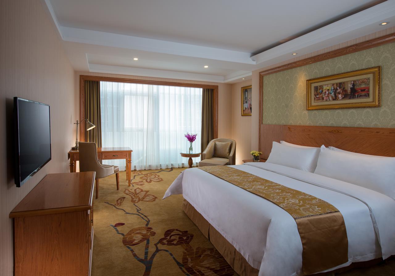 Vienna International Hotel Shanghai Hengshan Road Экстерьер фото